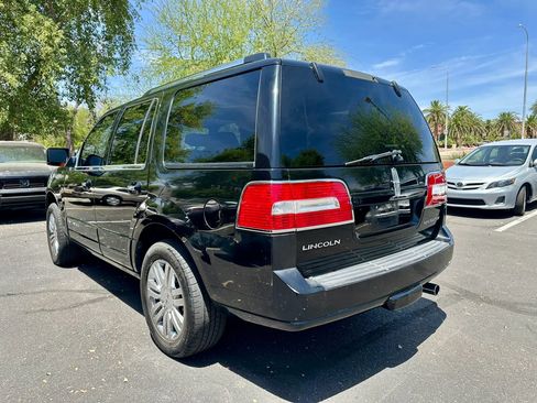 Used 2007 Lincoln Navigator 2WD image 6