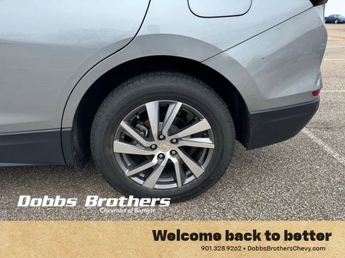 Used 2024 Chevrolet Equinox Premier image 10