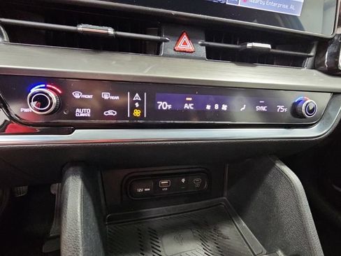 Used 2023 Kia Sportage EX FWD image 20