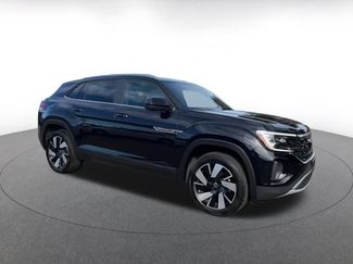 Used 2025 Volkswagen Atlas Cross Sport SE video 2