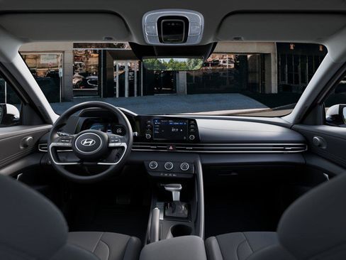 New 2026 Hyundai Elantra SE FWD image 11