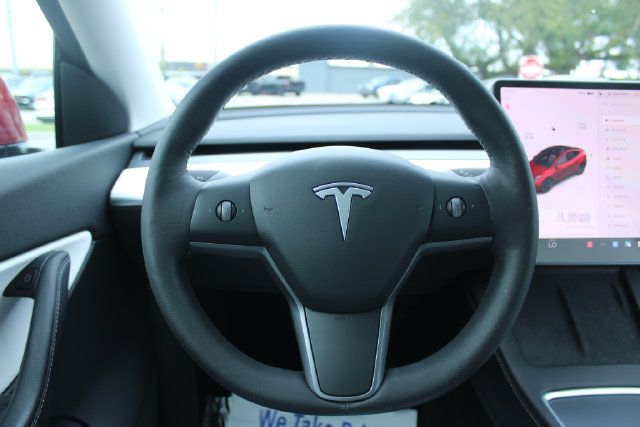 Used 2021 Tesla Model Y Long Range AWD/4WD image 21