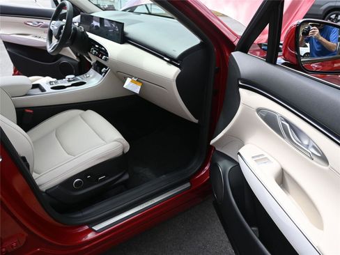 New 2026 Genesis GV70 2.5T Advanced image 23