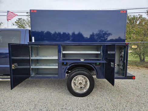 Used 2011 Ford F450 XL w/ PWR Equipment Group image 9