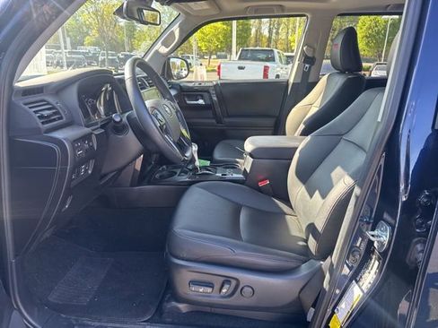 Used 2024 Toyota 4Runner TRD Off-Road Premium w/ Off Road Premium Plus Package image 17