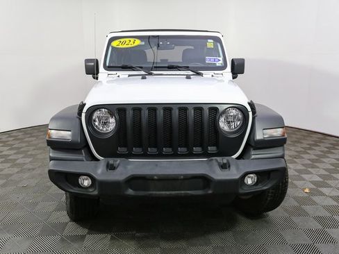 Used 2023 Jeep Wrangler Sport S image 4