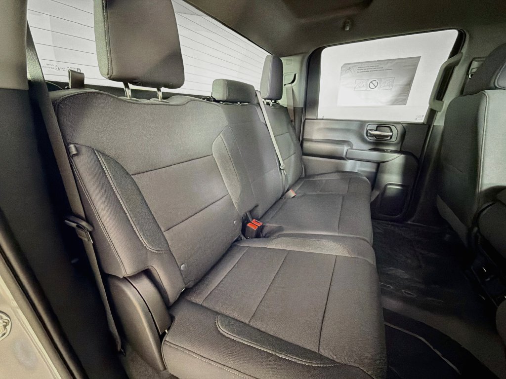 New 2026 Chevrolet Silverado 2500 Custom w/ Custom Value Package AWD/4WD image 23