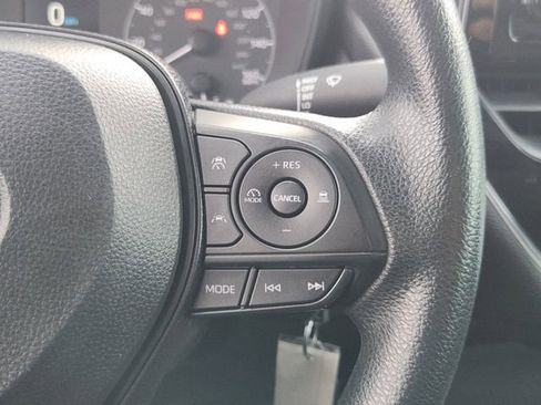 Used 2024 Toyota Corolla LE image 23