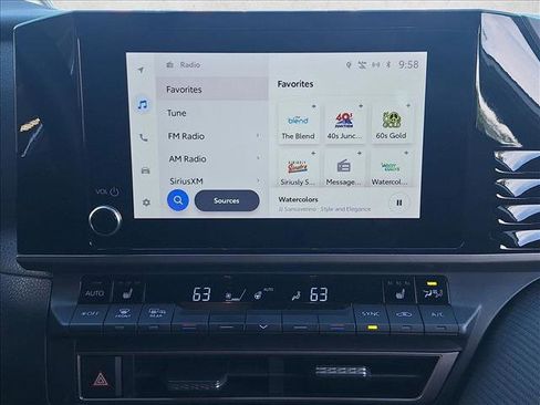 Certified 2025 Toyota Camry SE w/ Convenience Package image 12