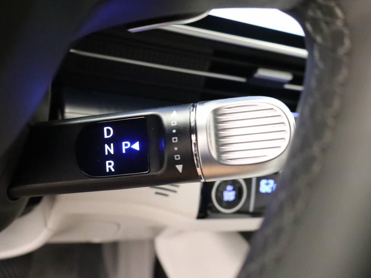 Used 2025 Hyundai Ioniq 6 SEL RWD image 10