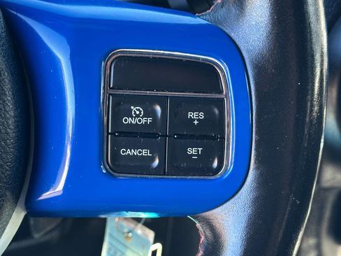 Used 2012 Jeep Wrangler Unlimited Sahara image 25