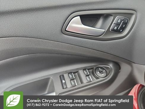 Used 2018 Ford Escape Titanium FWD image 20