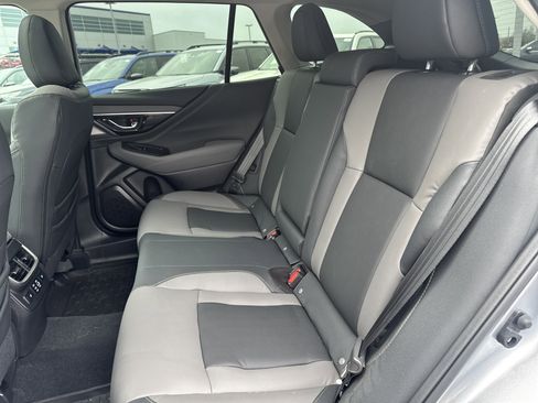Used 2025 Subaru Outback Onyx Edition XT image 28