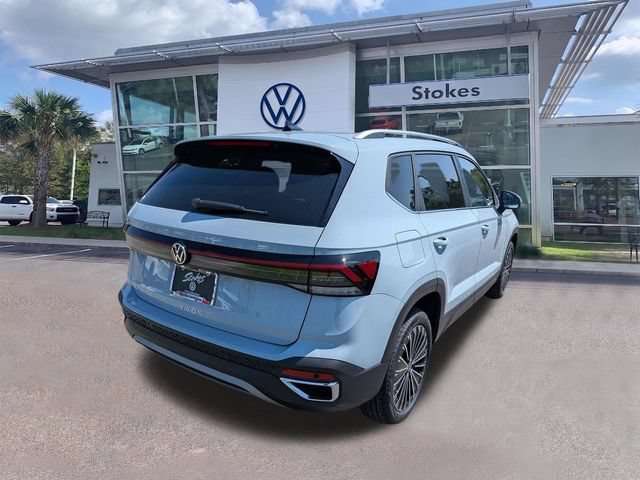 New 2026 Volkswagen Taos SE FWD image 4