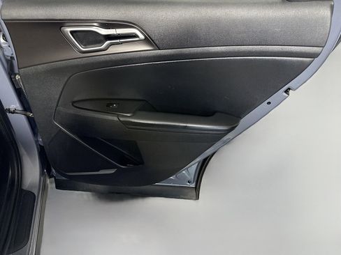 Used 2023 Kia Sportage EX FWD image 28