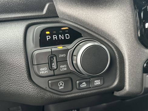 Used 2025 RAM 1500 Classic Warlock image 31