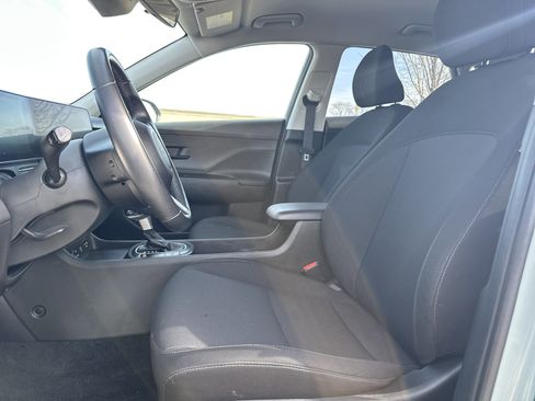 Used 2025 Hyundai Kona SEL image 16