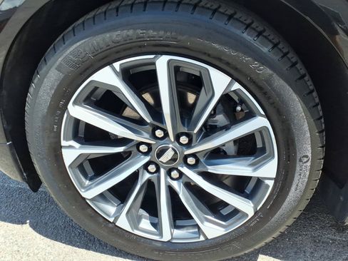 Certified 2024 Cadillac Lyriq Sport w/ LPO, Floor Liner Package AWD/4WD image 9