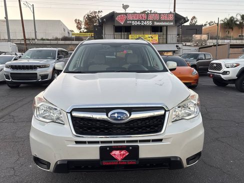 Used 2015 Subaru Forester 2.5i Premium AWD/4WD image 5
