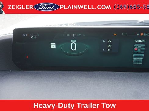Used 2025 Ford Expedition Active AWD/4WD image 34