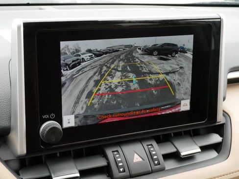 Certified 2024 Toyota RAV4 XLE Premium image 31