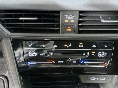 New 2026 Volkswagen Jetta SE image 14