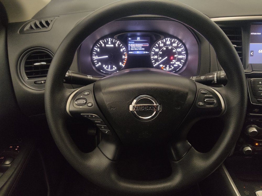 Used 2019 Nissan Pathfinder S FWD image 22