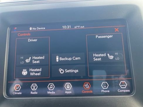 Used 2019 Jeep Cherokee Latitude Plus w/ Cold Weather Group image 38