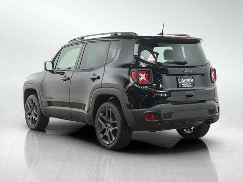 Used 2021 Jeep Renegade Latitude AWD/4WD image 3