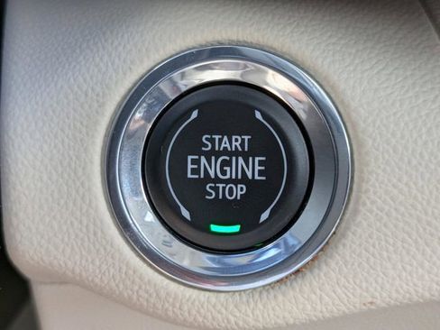 Used 2023 Buick Envision Avenir FWD image 38