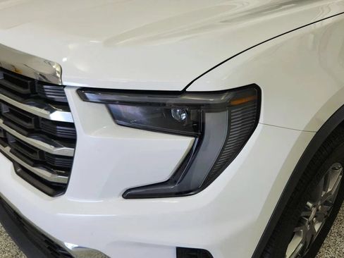Used 2026 GMC Acadia Elevation FWD image 37