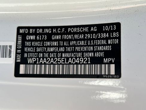 Used 2014 Porsche Cayenne w/ Basic Package image 16