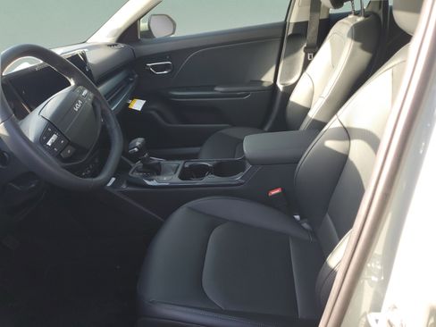 New 2026 Kia K4 EX FWD image 16
