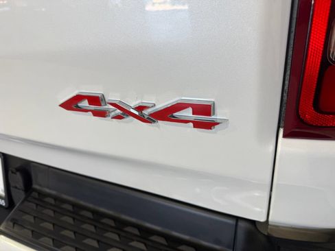 Used 2019 RAM 1500 Limited AWD/4WD image 32