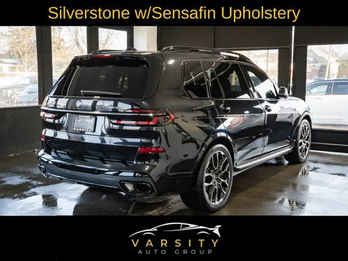Used 2023 BMW X7 xDrive40i w/ M Sport Package image 4