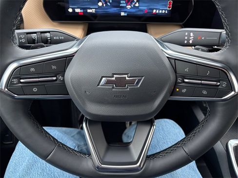 New 2026 Chevrolet Equinox ACTIV image 31