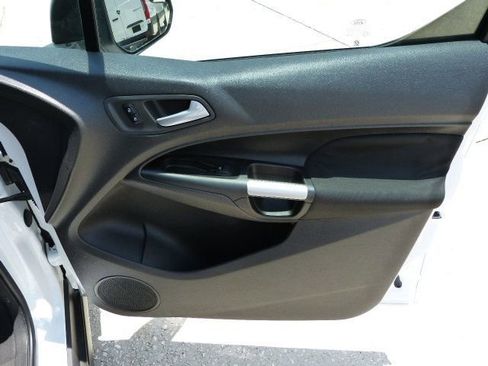 Used 2015 Ford Transit Connect XLT image 22