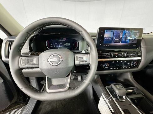 New 2026 Nissan Pathfinder SL AWD/4WD image 11