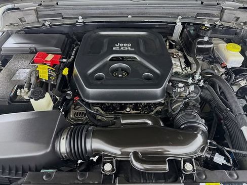 Used 2022 Jeep Wrangler Unlimited Sport image 29