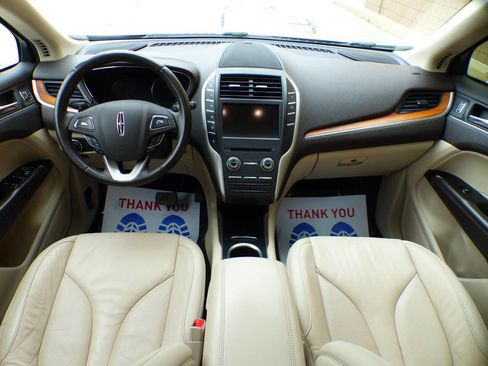 Used 2019 Lincoln MKC Select w/ Select Plus Package image 25