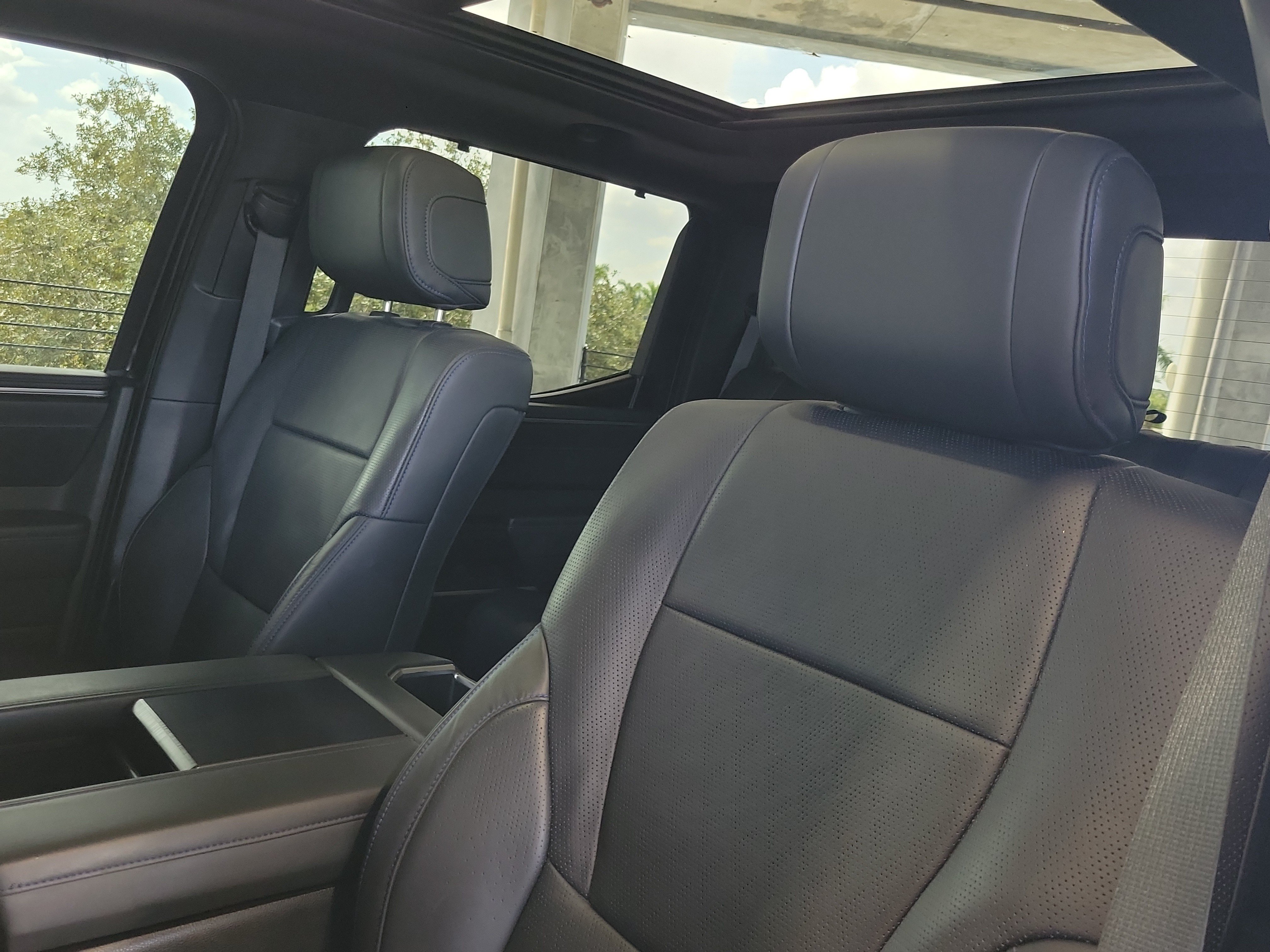 Used 2025 Toyota Tundra Platinum AWD/4WD image 19