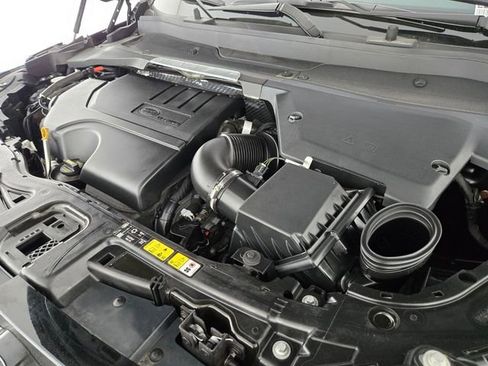 Used 2024 Land Rover Discovery Sport Dynamic SE AWD/4WD image 19