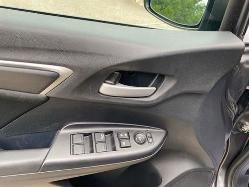 Used 2019 Honda Fit LX image 18