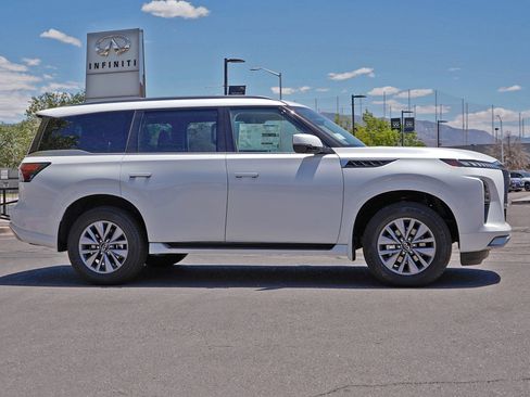 New 2026 INFINITI QX80 Pure w/ Cargo Package AWD/4WD image 13