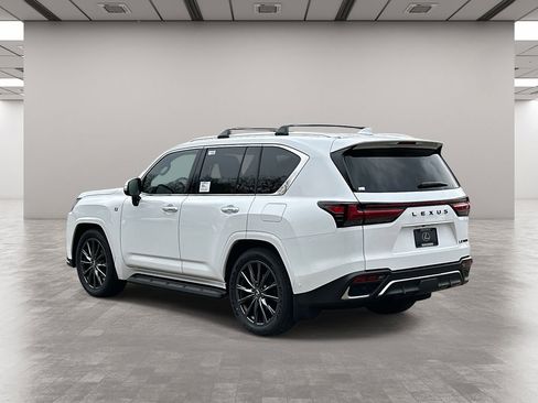 New 2025 Lexus LX 700h F Sport image 4