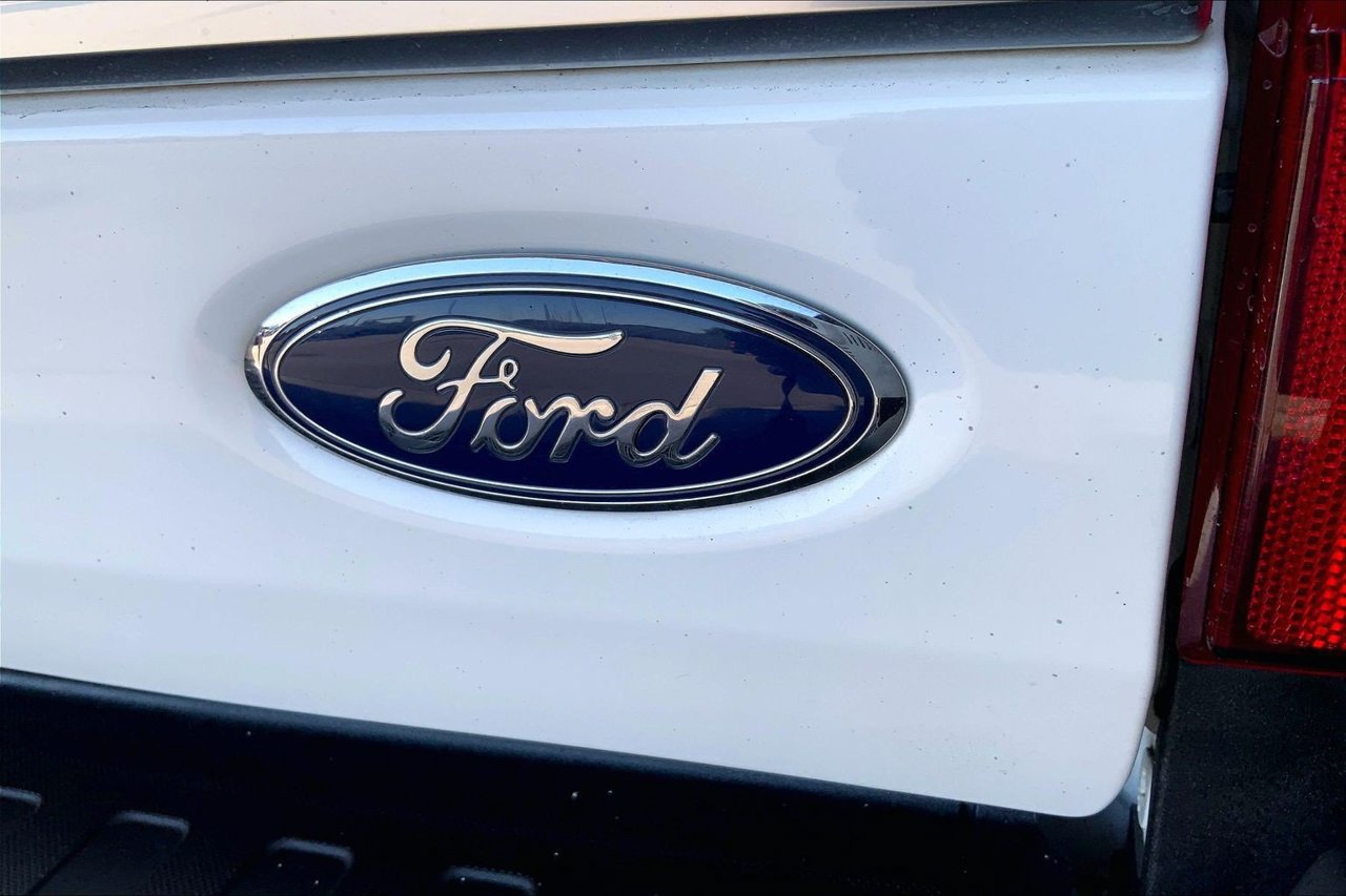 Used 2020 Ford F350 Limited AWD/4WD image 31