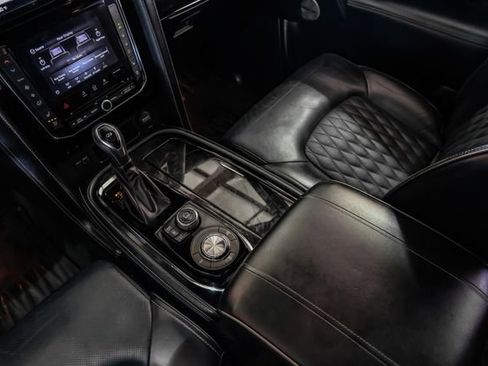 Used 2021 INFINITI QX80 Sensory w/ All-Season Package image 29