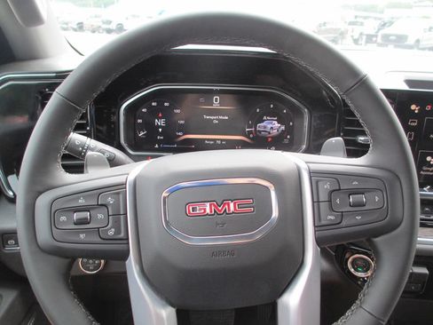 New 2026 GMC Sierra 1500 SLT w/ SLT Premium Plus Package AWD/4WD image 19
