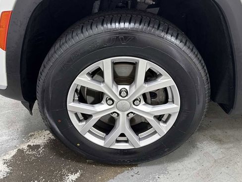 Used 2021 Jeep Grand Cherokee L Limited image 10