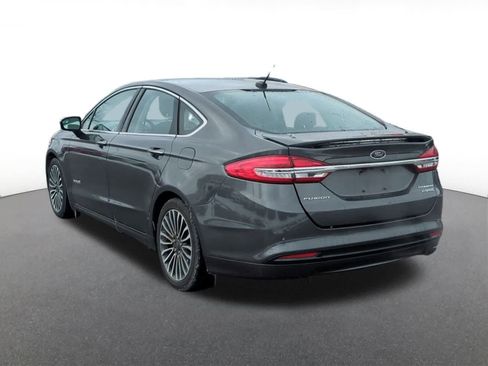 Used 2017 Ford Fusion Titanium image 4
